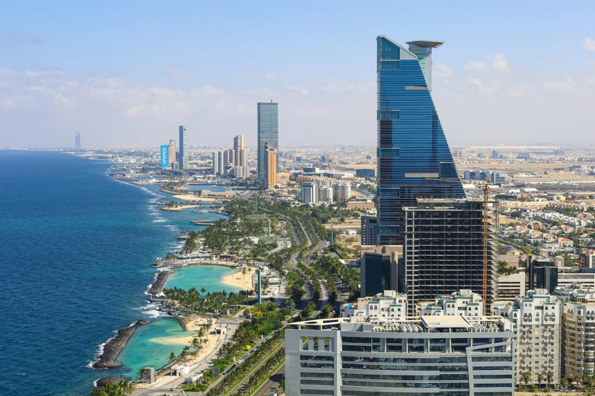 كورنيش جدة وأبراج الواجهة البحرية على البحر الأحمر
